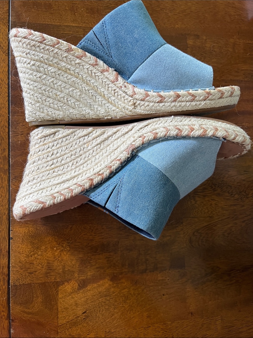 NWOT TOMS Monica Two-Tone Denim Blue Wedge Slide - Picture 3 of 8